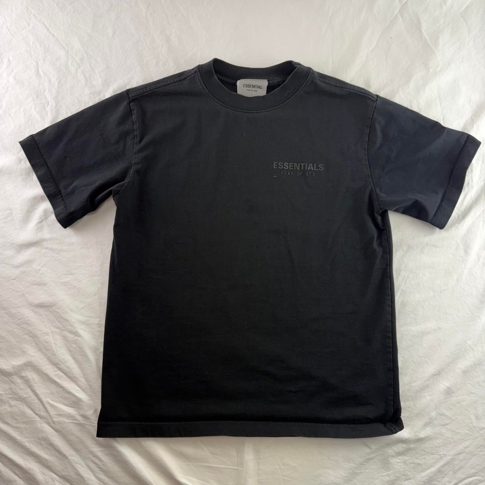 Essential Fear Of God FOG Logo Black Short Sleeve Mens M Skate Streetwear